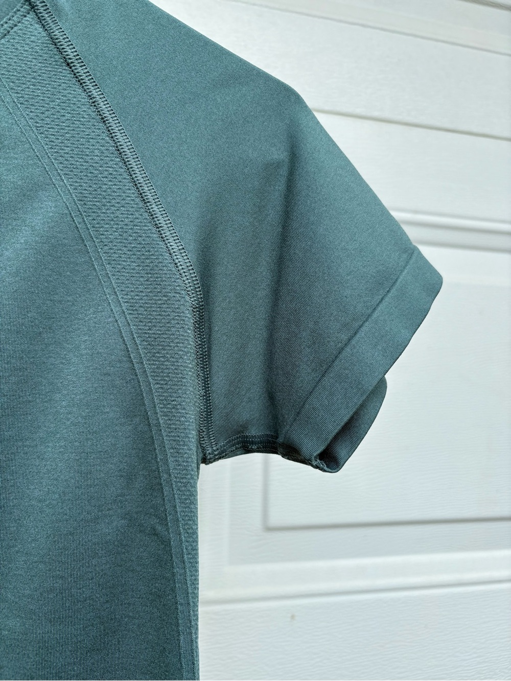 Seamless Compression Top - Picture 6 of 9
